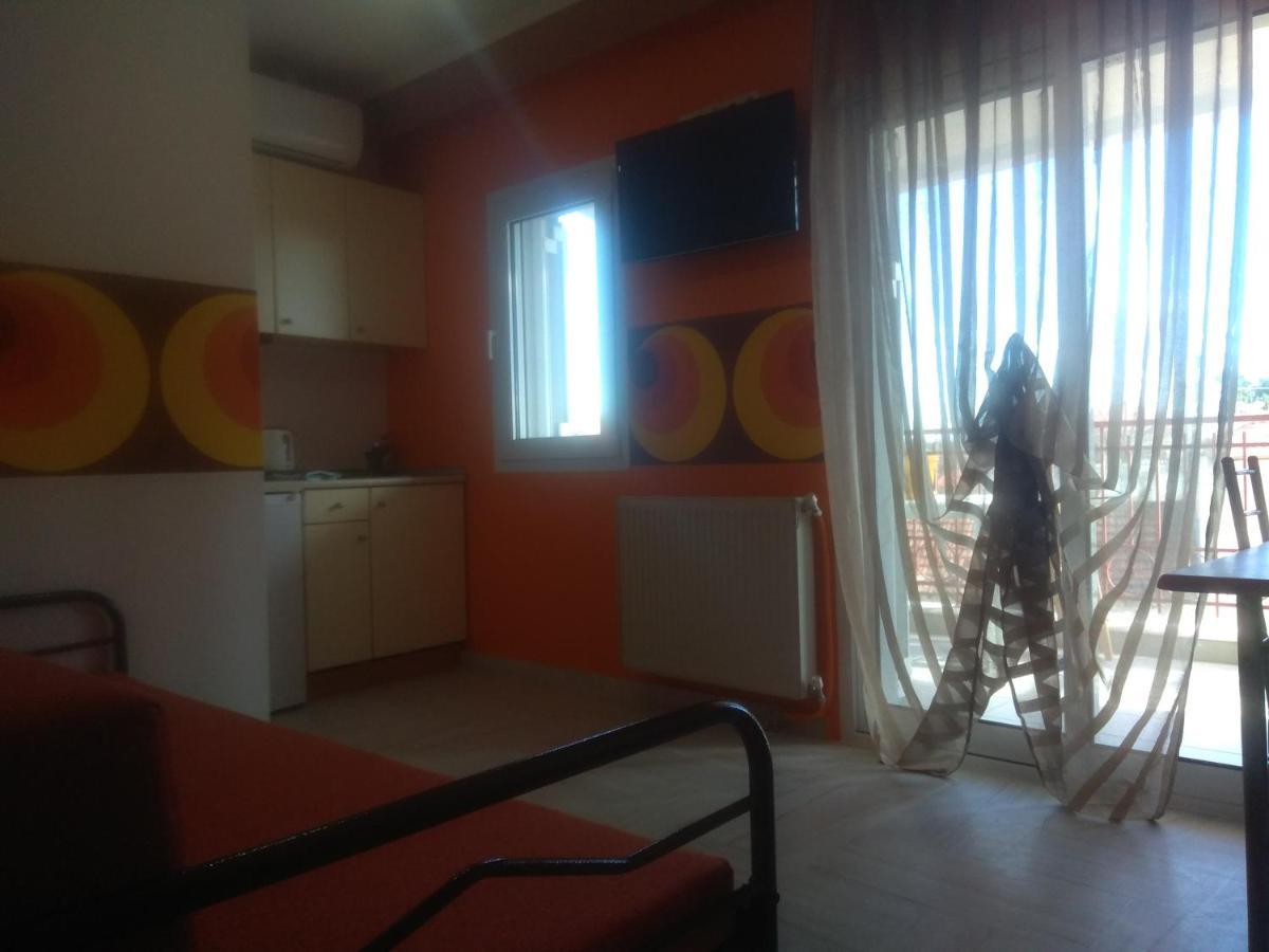 Villa Agnanti Apts And Suites Agio Pnevma Екстериор снимка