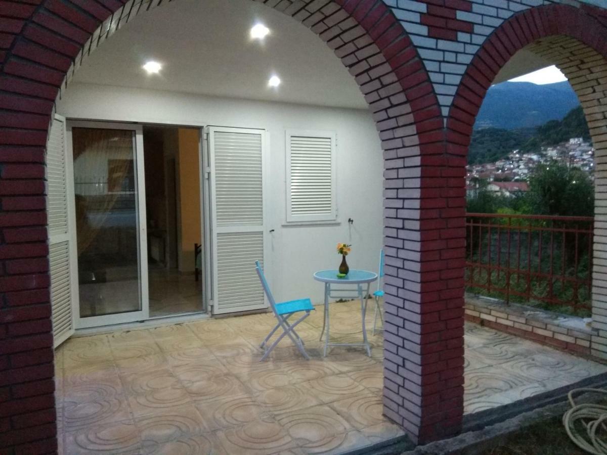 Villa Agnanti Apts And Suites Agio Pnevma Екстериор снимка