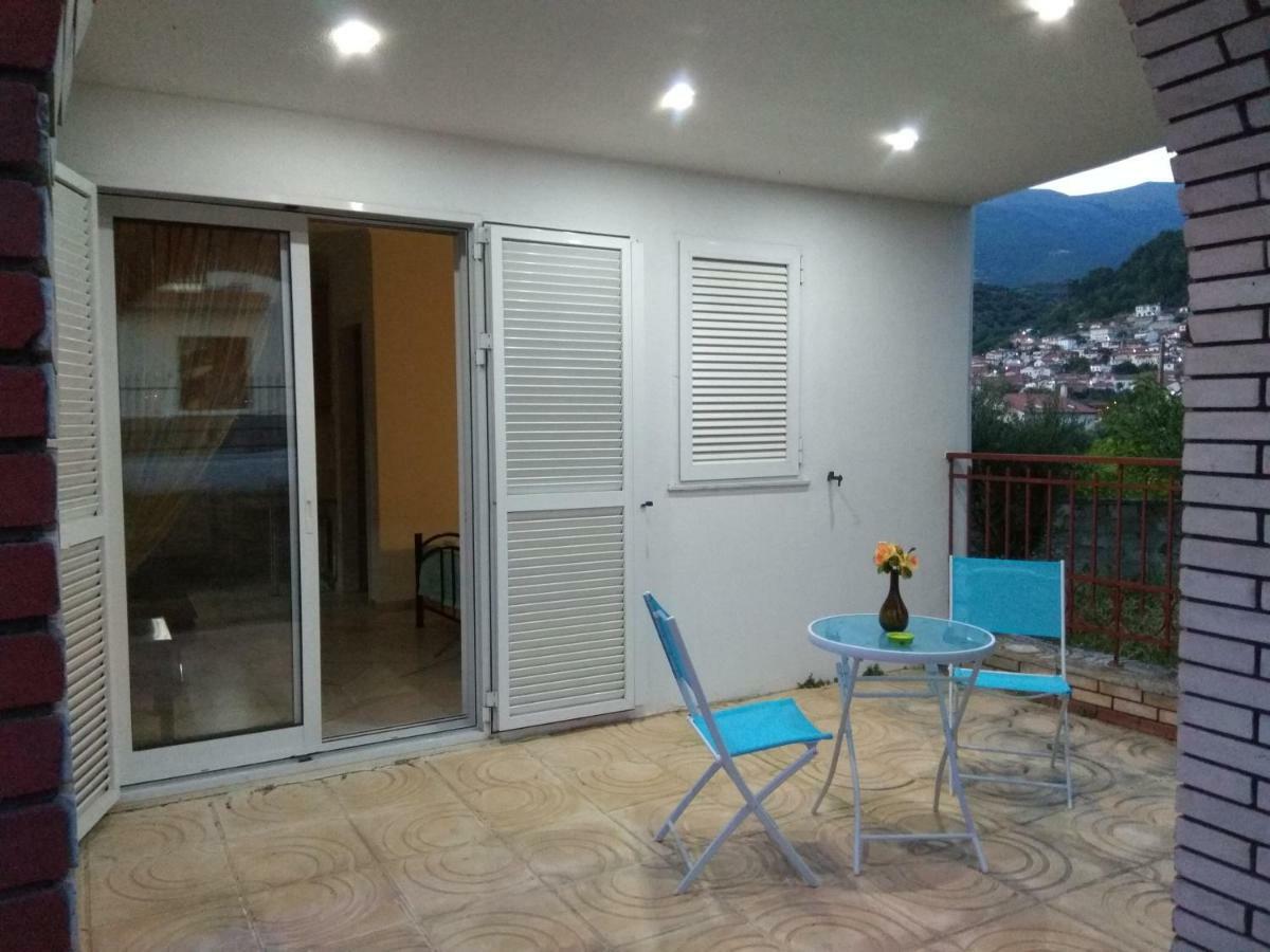 Villa Agnanti Apts And Suites Agio Pnevma Екстериор снимка