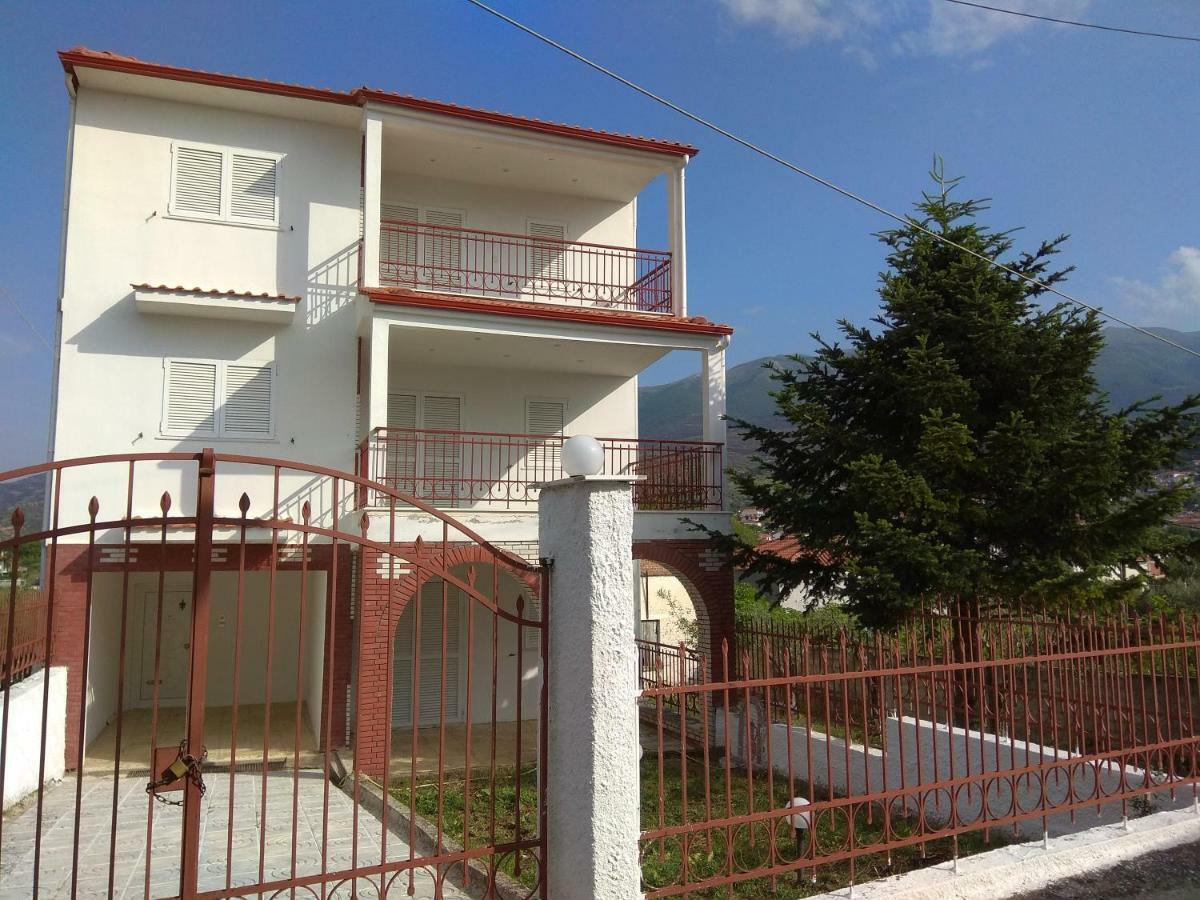 Villa Agnanti Apts And Suites Agio Pnevma Екстериор снимка