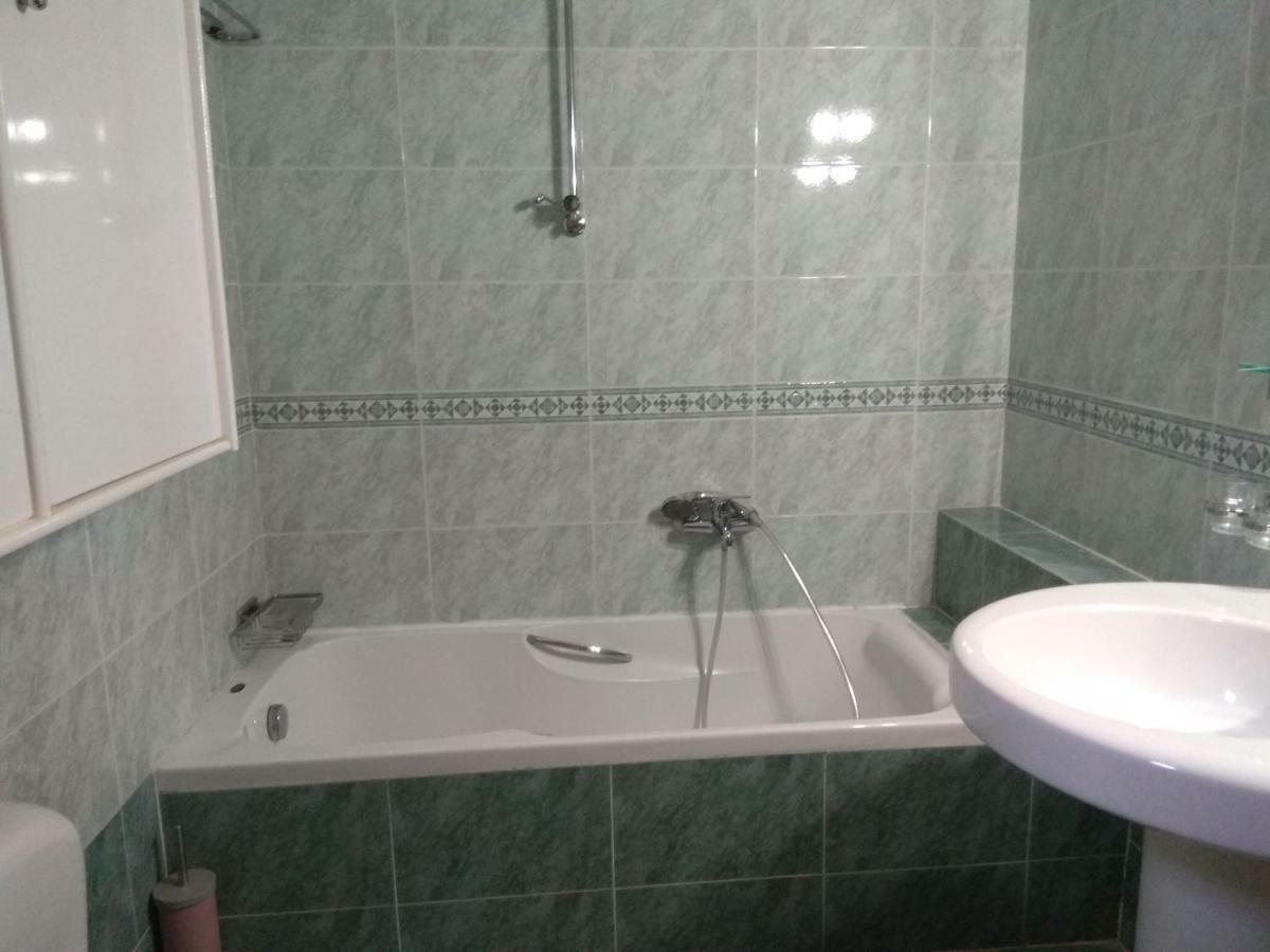 Villa Agnanti Apts And Suites Agio Pnevma Екстериор снимка